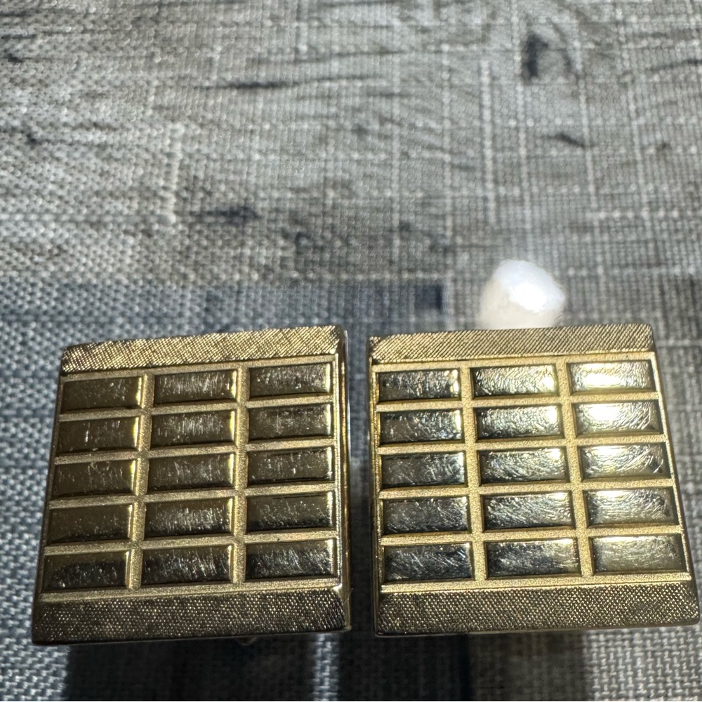 Vintage Gold Tone Screw Back Clip Square Cufflinks